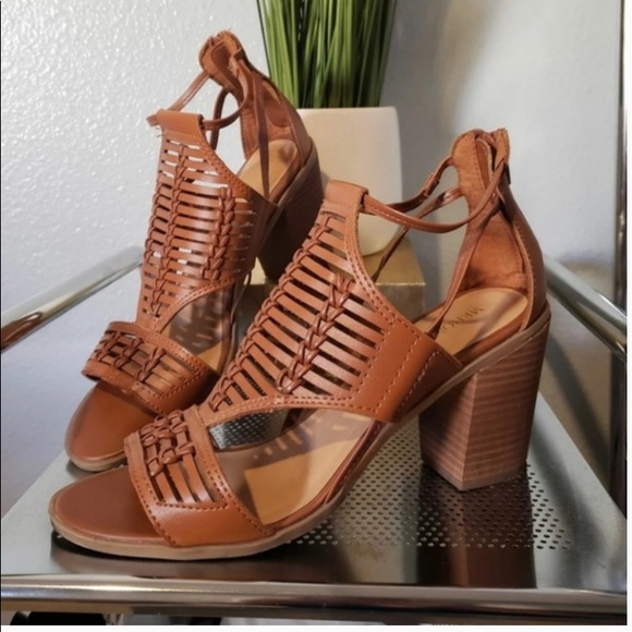 Merona Woven Leather Brown Sandals w Heel, 6.5 - Picture 1 of 9